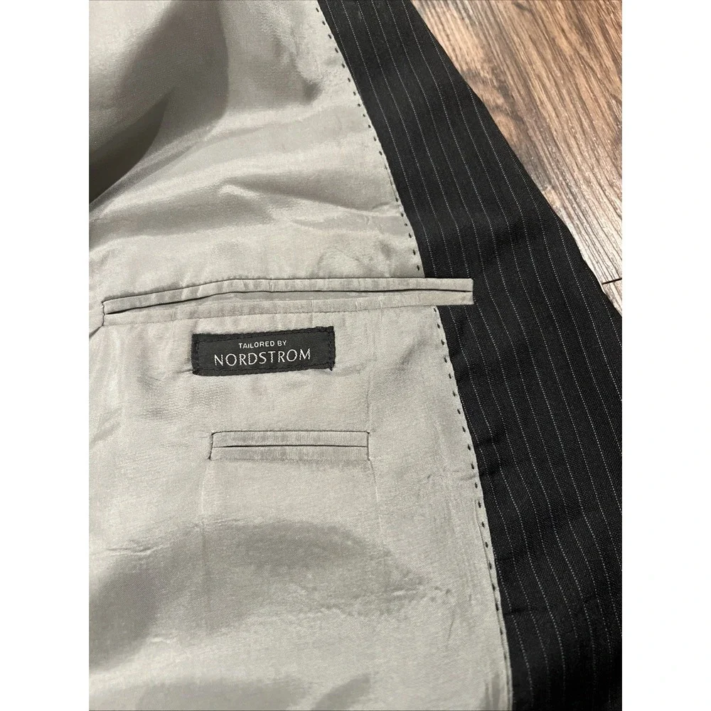 Hugo Boss Men's Wool Color Dark Grey Stripes Blazer Jacket 46L